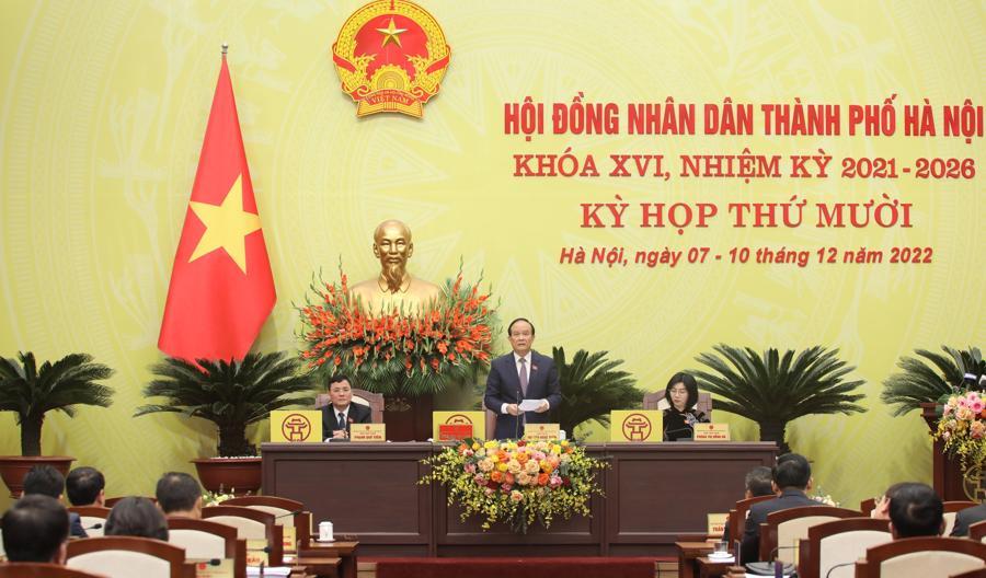 Quang cảnh phiên chất vấn tại Kỳ họp thứ 10 HĐND TP