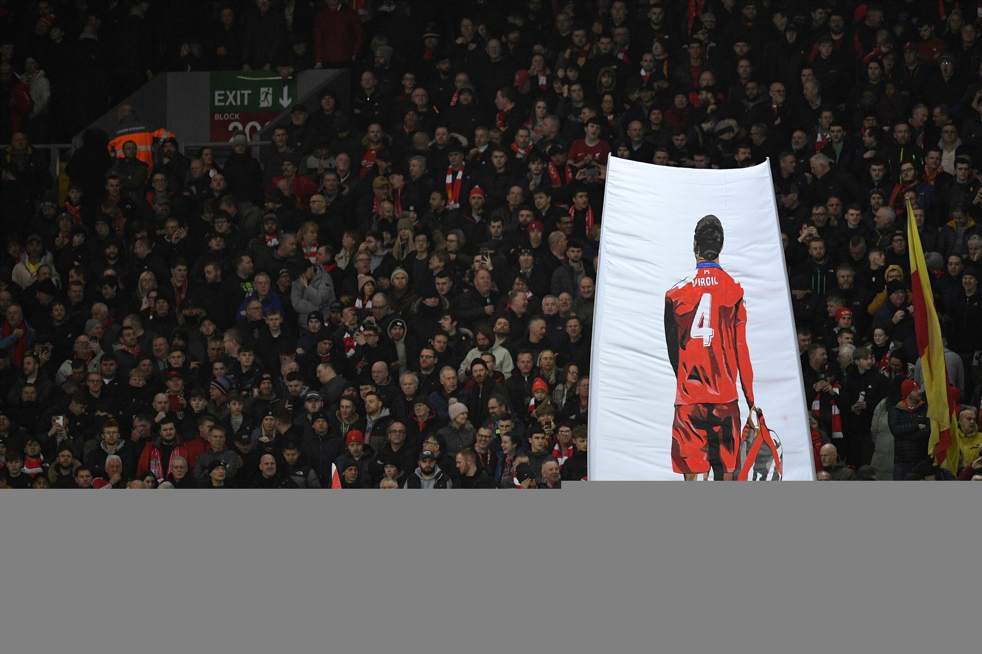 Trong mắt các cổ động viên Liverpool, Van Dijk là một biểu tượng lớn. Ảnh: AFP