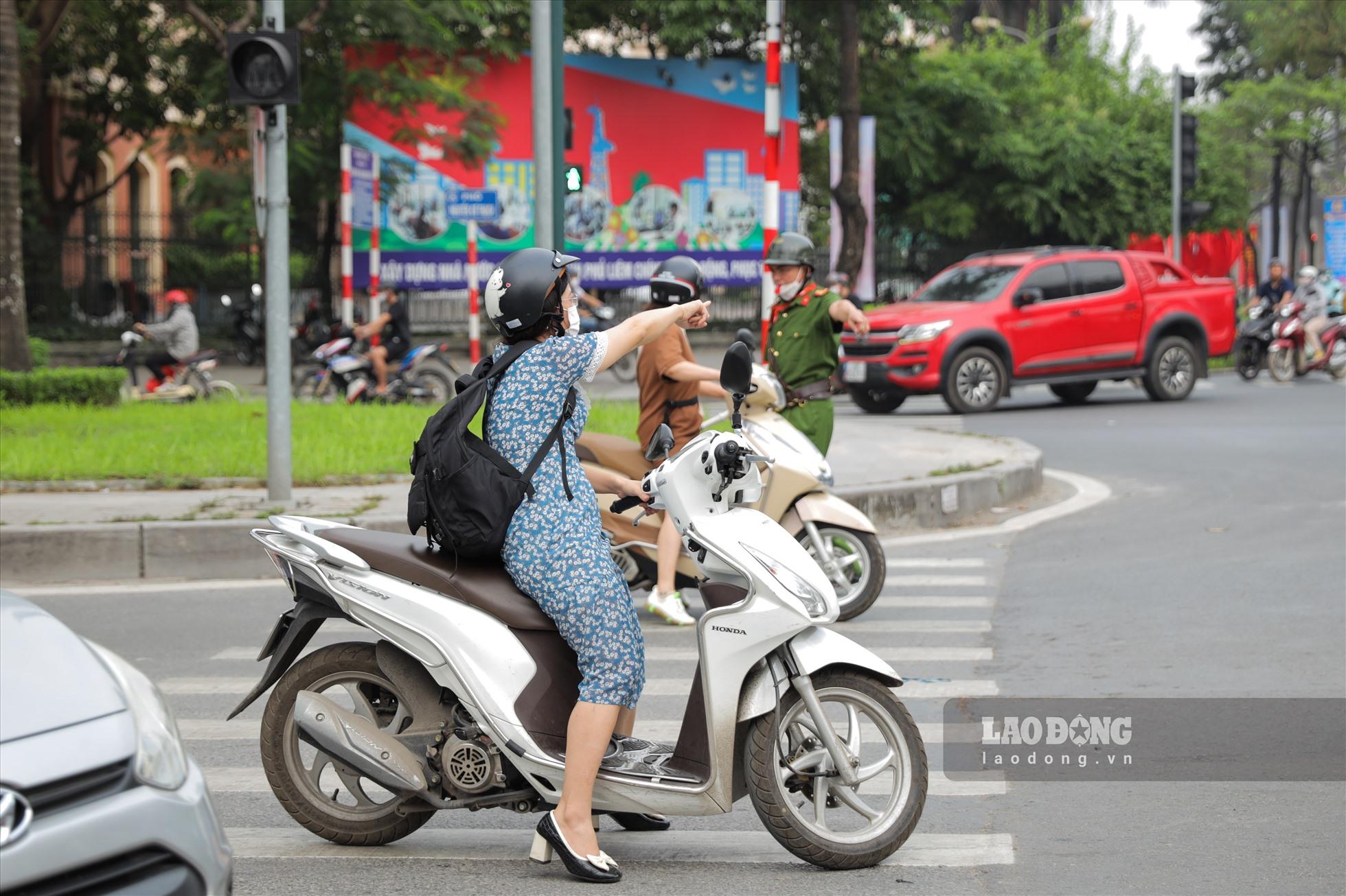 Tuy nhiên vẫn có nhiều người tham gia giao thông qua đây chưa nắm được thông tin phân luồng.