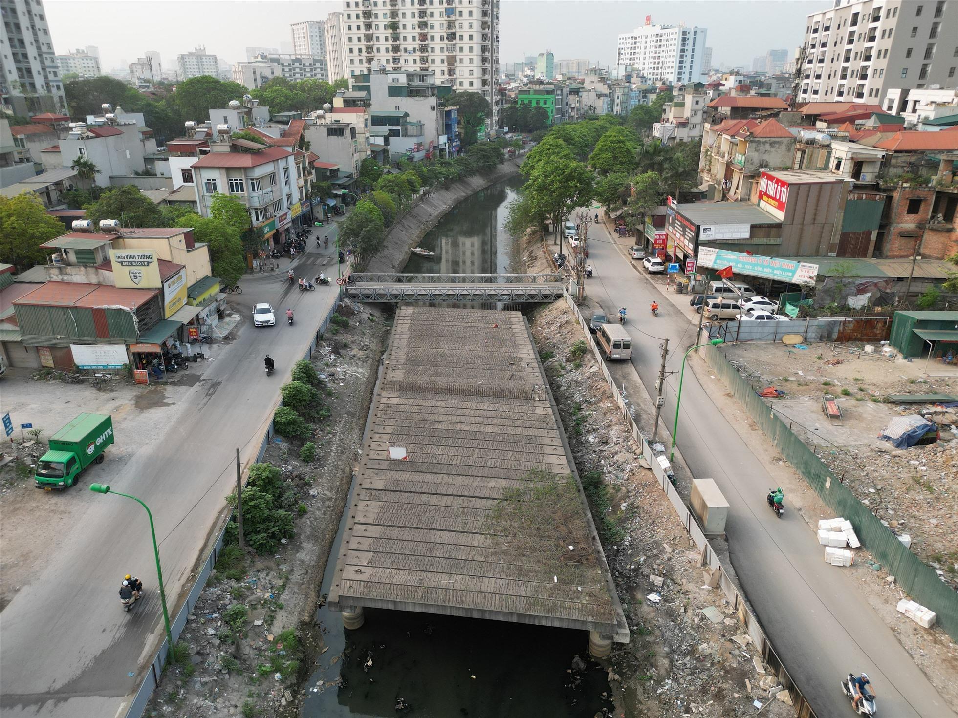 Vành đai 2,5 đoạn qua Định Công, Hoàng Mai. Ảnh: Phạm Đông