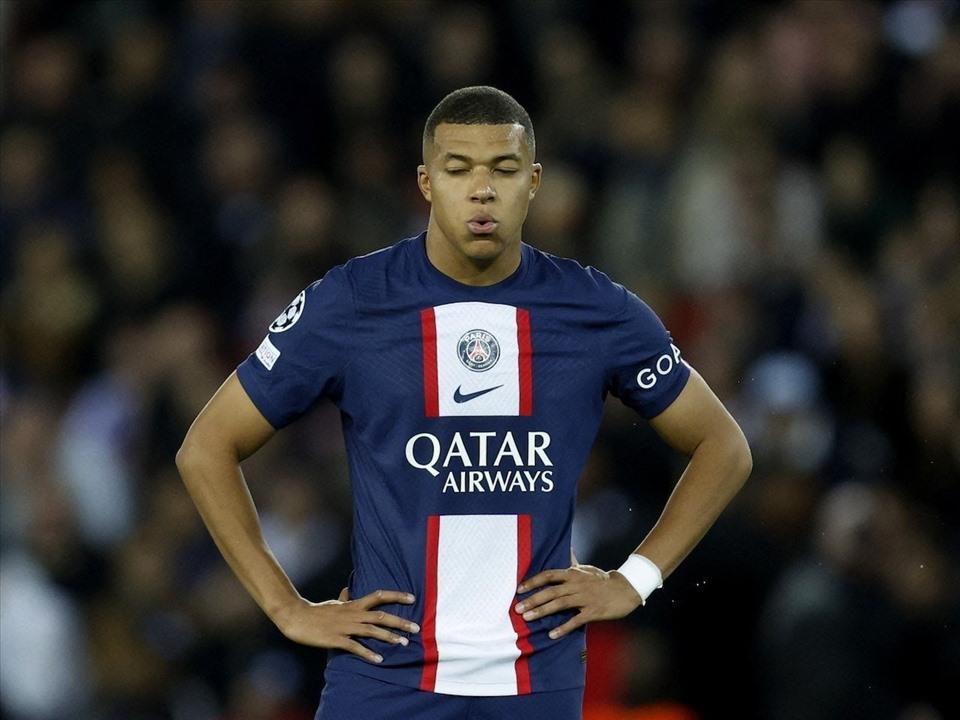 Trò chơi cân não giữa Mbappe, PSG và Real Madrid