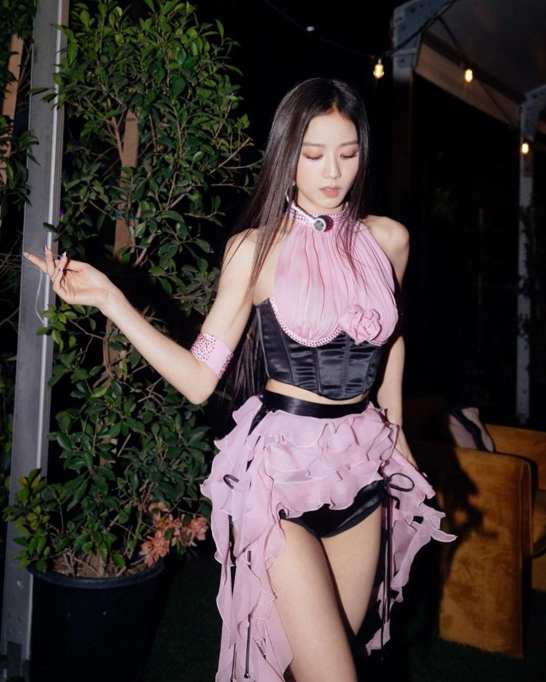 Jisoo (Blackpink) dẫn đầu bảng xếp hạng tháng thứ 4 liên tiếp. Ảnh: Instagram