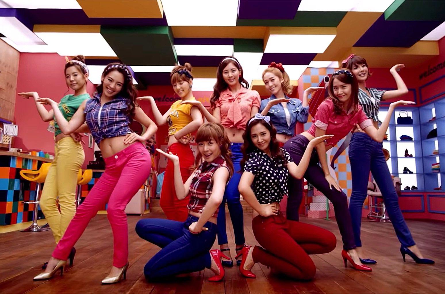 “Gee” là ca khúc nổi tiếng nhất của SNSD trên toàn cầu. Ảnh: Rolling Stone