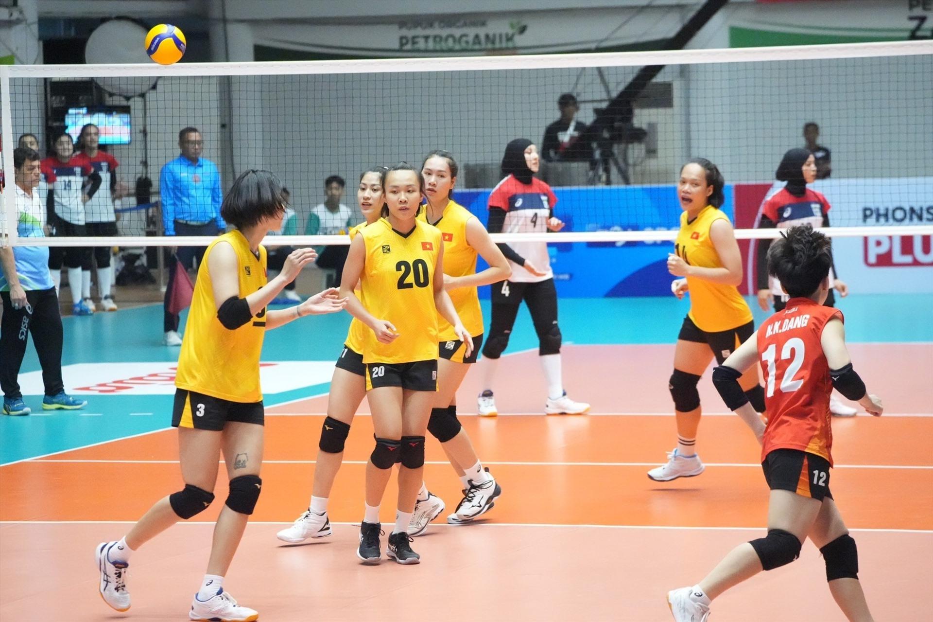 Đội tuyển bóng chuyền nữ Việt Nam tại FIVB Challenge Cup 2023. Ảnh: FIVB Challenge Cup