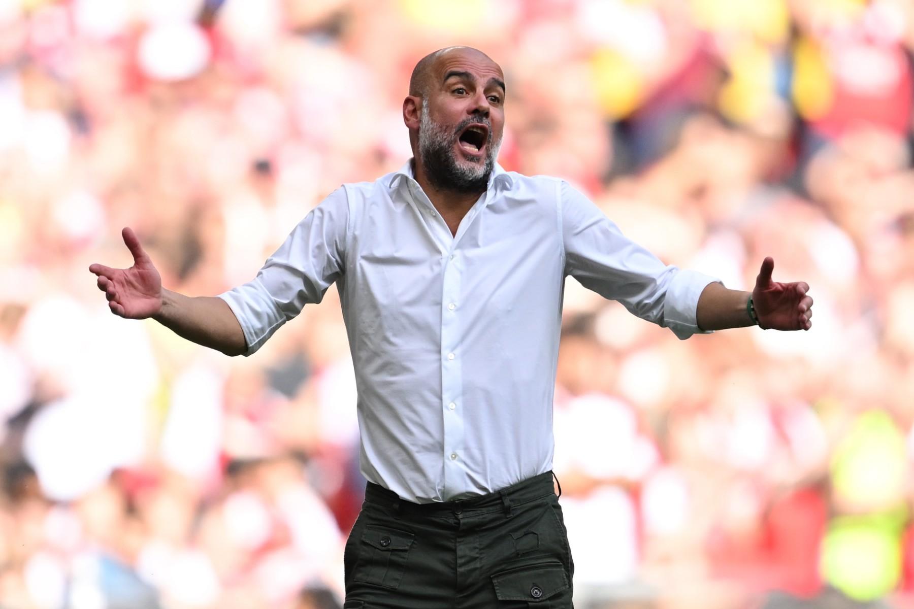 Hồi chuông cảnh tỉnh với Pep Guardiola và Man City