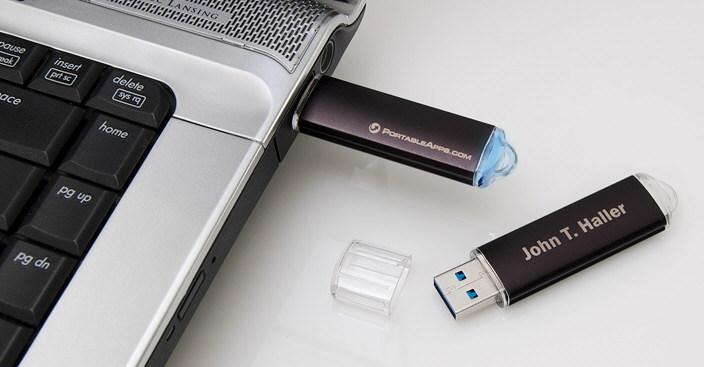 Dù đã quá lỗi thời nhưng ai cũng nên mang theo bên mình một chiếc USB phòng khi nguy cấp: Đây là lý do! - Ảnh 1.