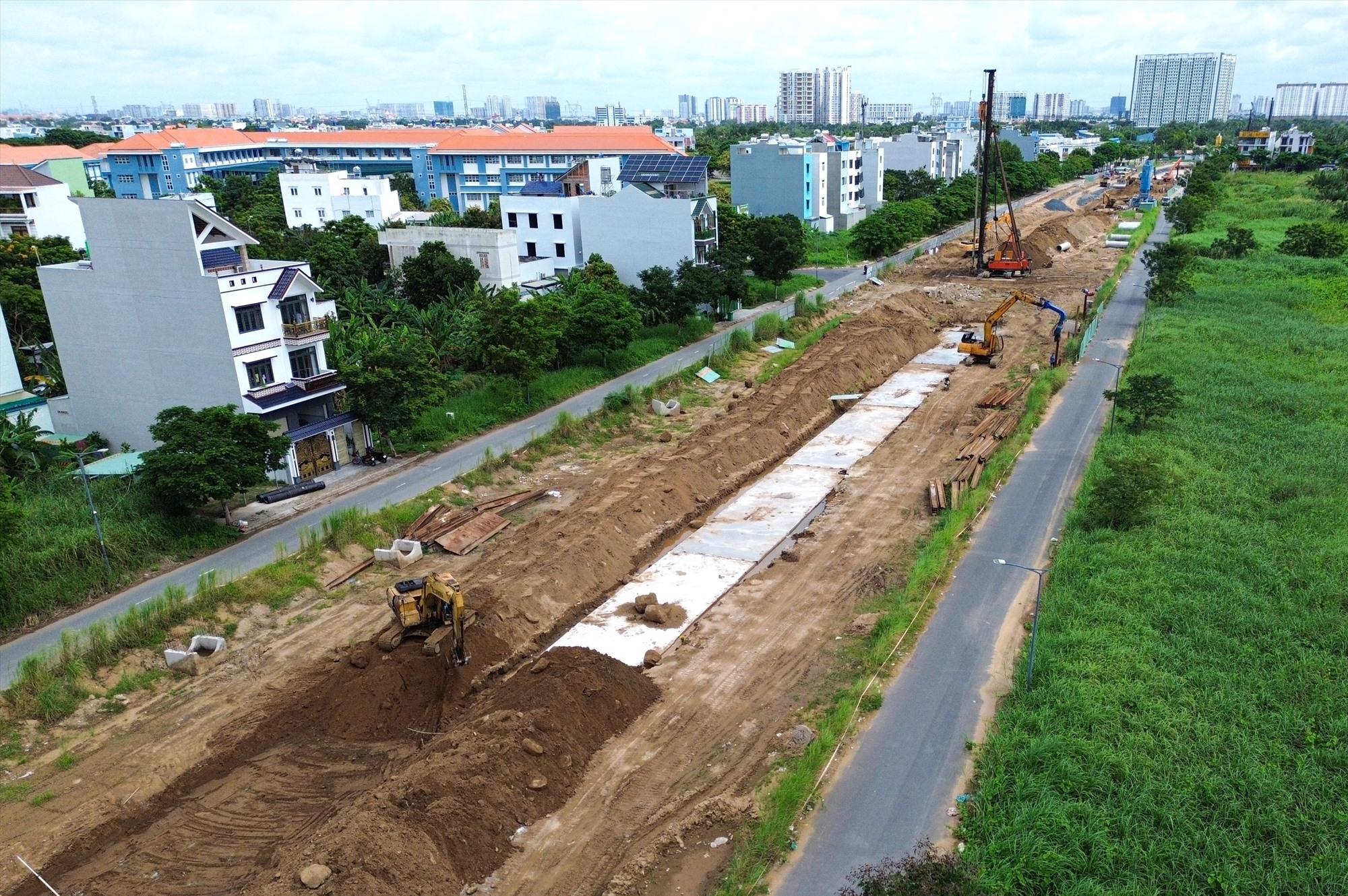 Công trình hoàn thành giúp tăng kết nối giao thông, kinh tế giữa TPHCM, Long An cùng các tỉnh miền Tây. Công trình cũng liên kết các tuyến huyết mạch khác như cao tốc Bến Lức - Long Thành, Vành đai 3 (đang triển khai); đại lộ Nguyễn Văn Linh... giúp hoàn thiện mạng lưới giao thông phía Nam TPHCM.