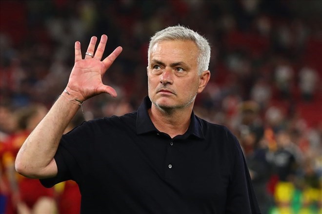 Mourinho đã có 5 danh hiệu vô địch châu Âu, hãy nhớ điều đó. Ảnh: AFP