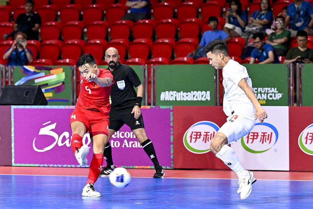 Tuyển futsal Việt Nam dứt điểm không tốt trước Myanmar. Ảnh: AFC