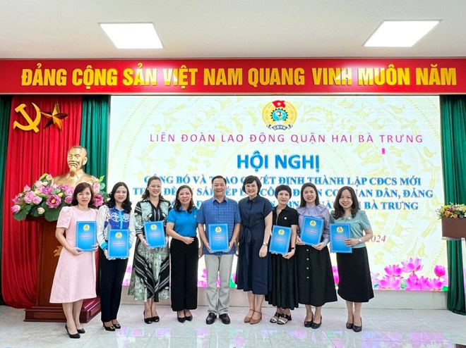 Thành lập mới 7 Công đoàn cơ sở tại quận Hai Bà Trưng