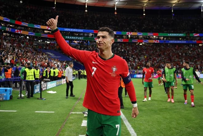 Ronaldo chia sẻ về lý do bật khóc khi sút hỏng phạt đền