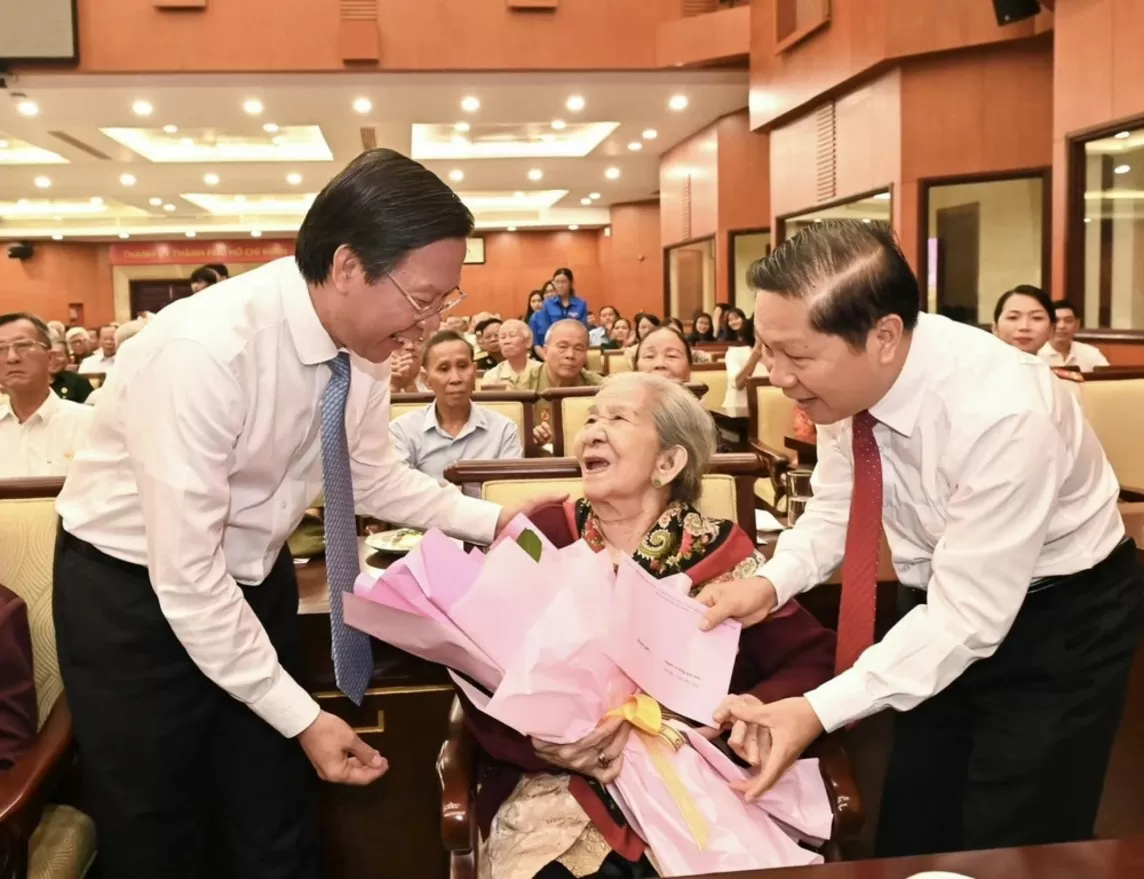 TP. Hồ Chí Minh họp mặt người có công tiêu biểu nhân kỷ niệm 77 năm Ngày Thương binh-Liệt sĩ