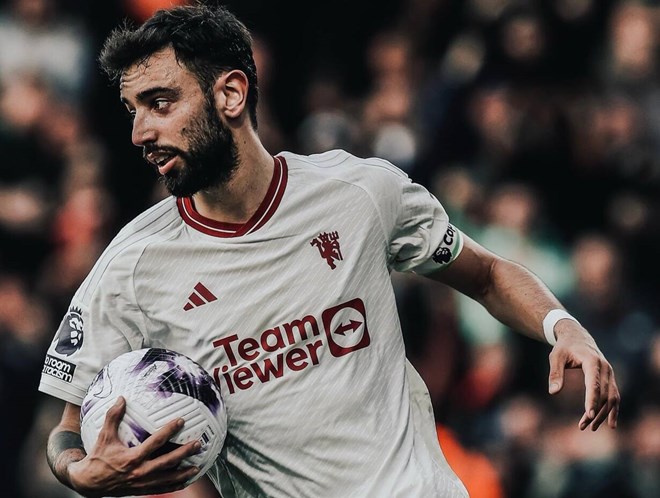 Hợp đồng mới của Bruno Fernandes có ý nghĩa như thế nào với Man United?