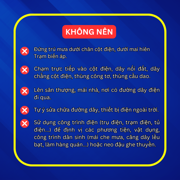 Khuyến cáo phòng tai nạn cây đổ và sử dụng điện trong mưa bão ở Hà Nội ảnh 1