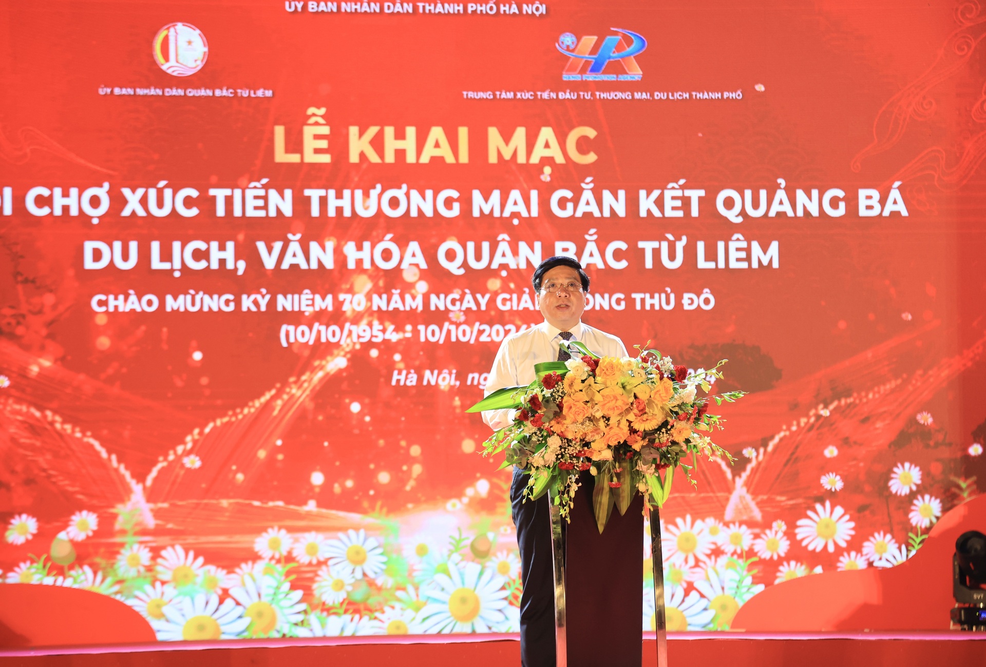 khai mac hoi cho xuc tien thuong mai gan ket quang ba du lich van hoa quan bac tu liem hinh 1
