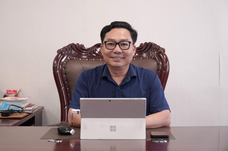 Ông Võ Khánh Bình, Giám đốc BHXH tỉnh. (Ảnh trong bài: Trần Phong)