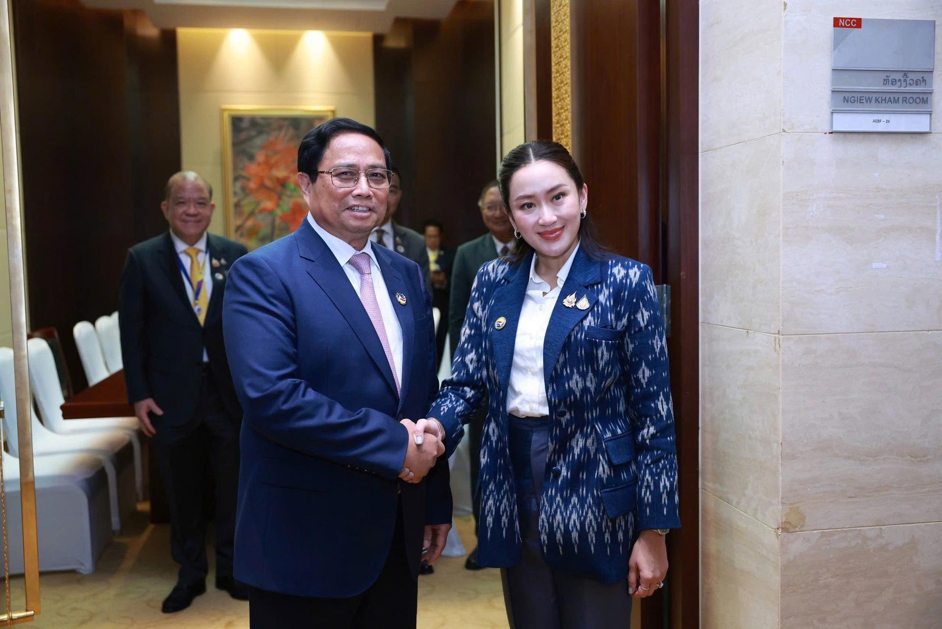 thu tuong pham minh chinh gap thu tuong thai lan hoi kien quoc vuong brunei va hoi dam voi thu tuong singapore hinh 4