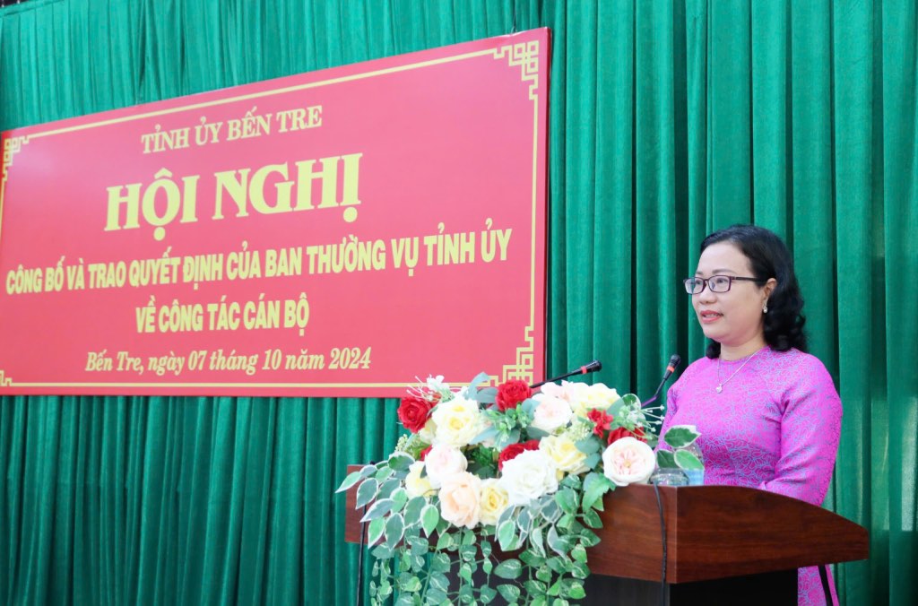 Trưởng Ban Tuyên giáo Tỉnh ủy Bến Tre Nguyễn Trúc Hạnh - phát biểu nhận nhiệm vụ tại hội nghị. Ảnh: Thành Nhân