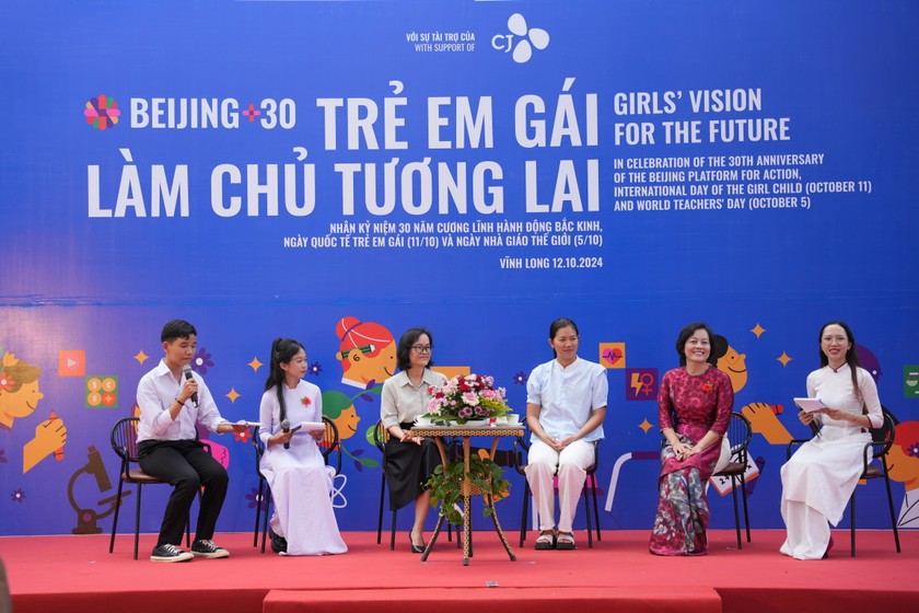 Các diễn giả có tầm ảnh hưởng trong các lĩnh vực giáo dục, thể thao và khoa học chia sẻ tại sự kiện.