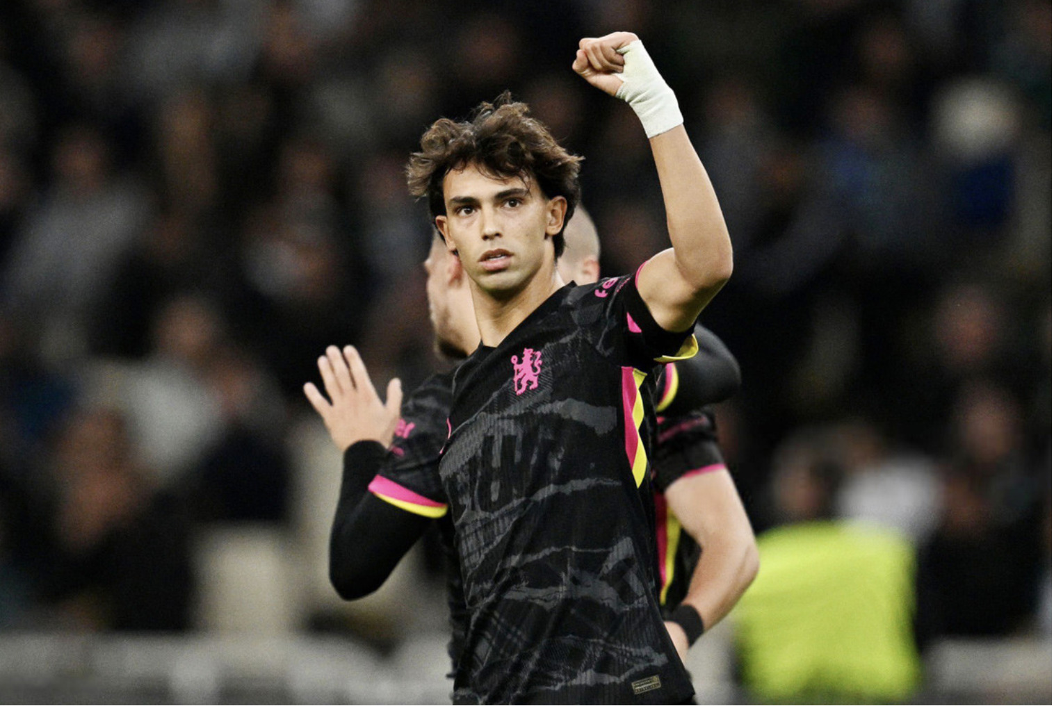chelsea thang dam panathinaikos mu hoa fenerbahce tai conference league hinh 1