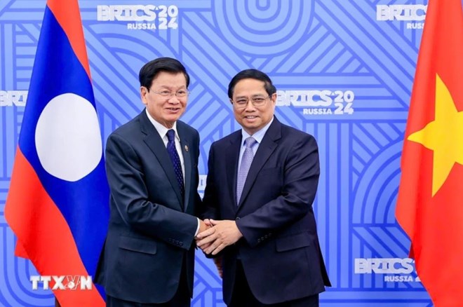 Thủ tướng hội kiến Tổng Bí thư, Chủ tịch nước Lào