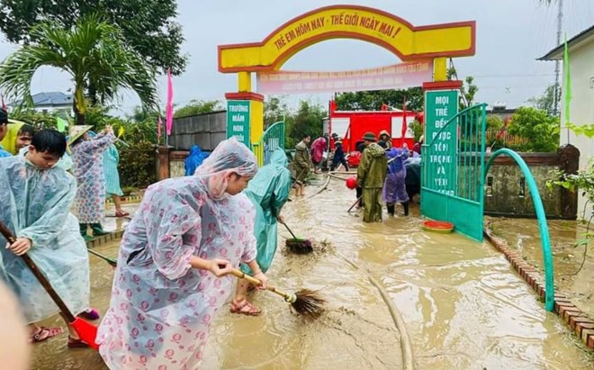 Sau lũ, nhiều học sinh ở Quảng Trị, Quảng Bình chưa thể đến trường