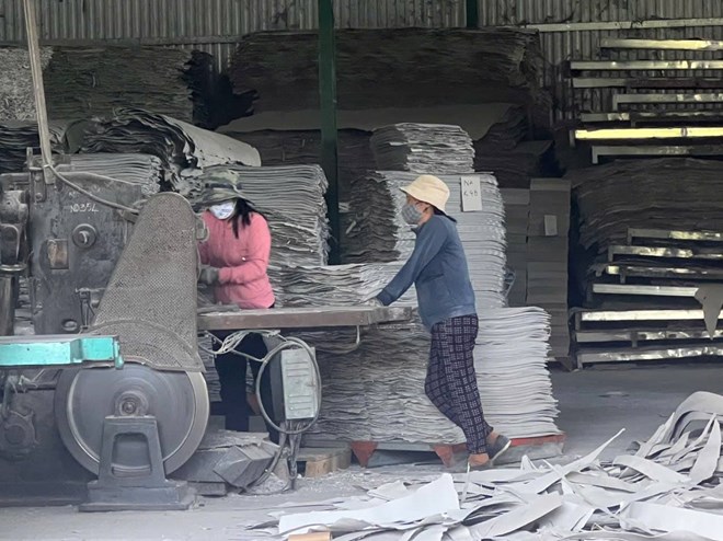 Rủi ro ô nhiễm từ nhà máy giấy trong khu dân cư Khánh Hòa