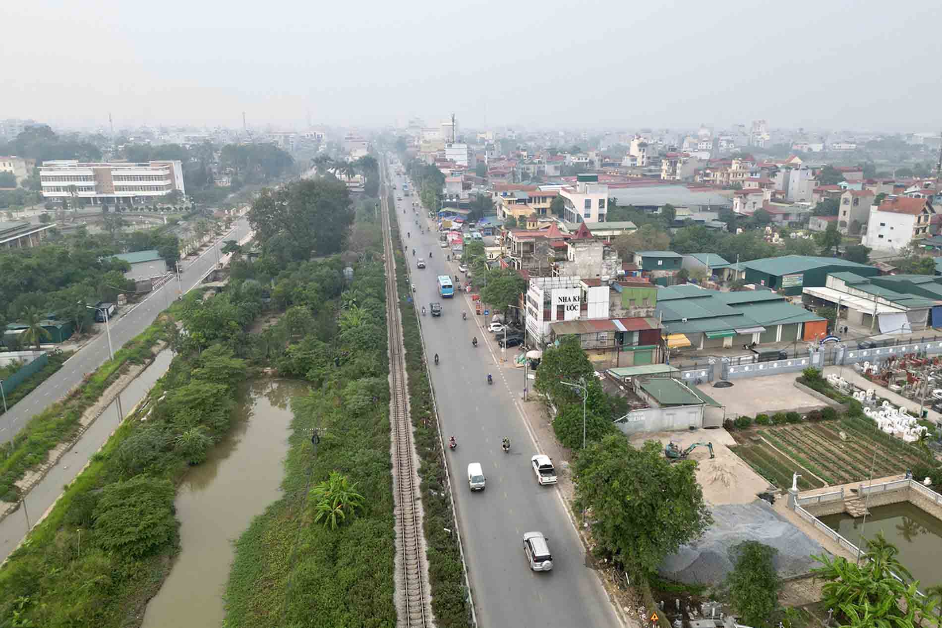 Dự án mở rộng Quốc lộ 1A giai đoạn 2 qua Thường Tín dài 1,6km, qua địa bàn xã Hà Hồi và thị trấn Thường Tín. Ảnh: Hữu Chánh