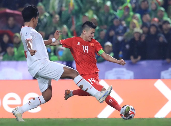 Tuyển Việt Nam thắng Indonesia và những vấn đề nhìn lại