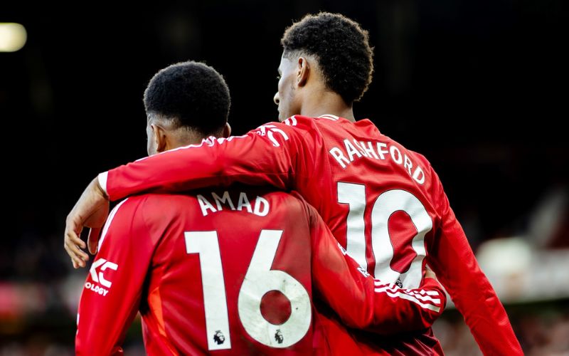 Màn trình diễn trói sáng của Amad Diallo đang khiến tương lai của Rashford tại Old Trafford dần khép lại. Ảnh: Man United