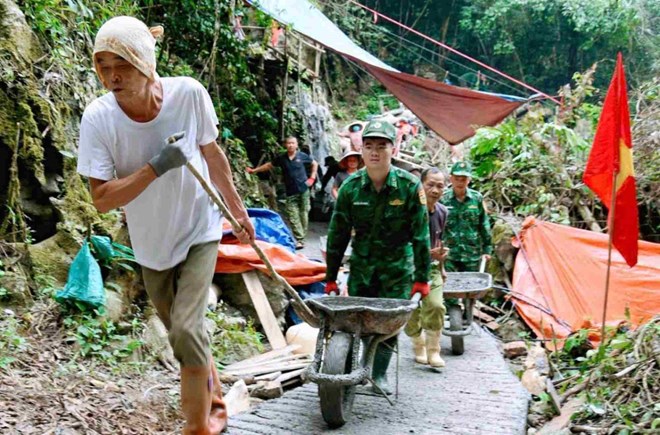Chung sức quân dân, kiên cố hóa biên giới xứ Lạng