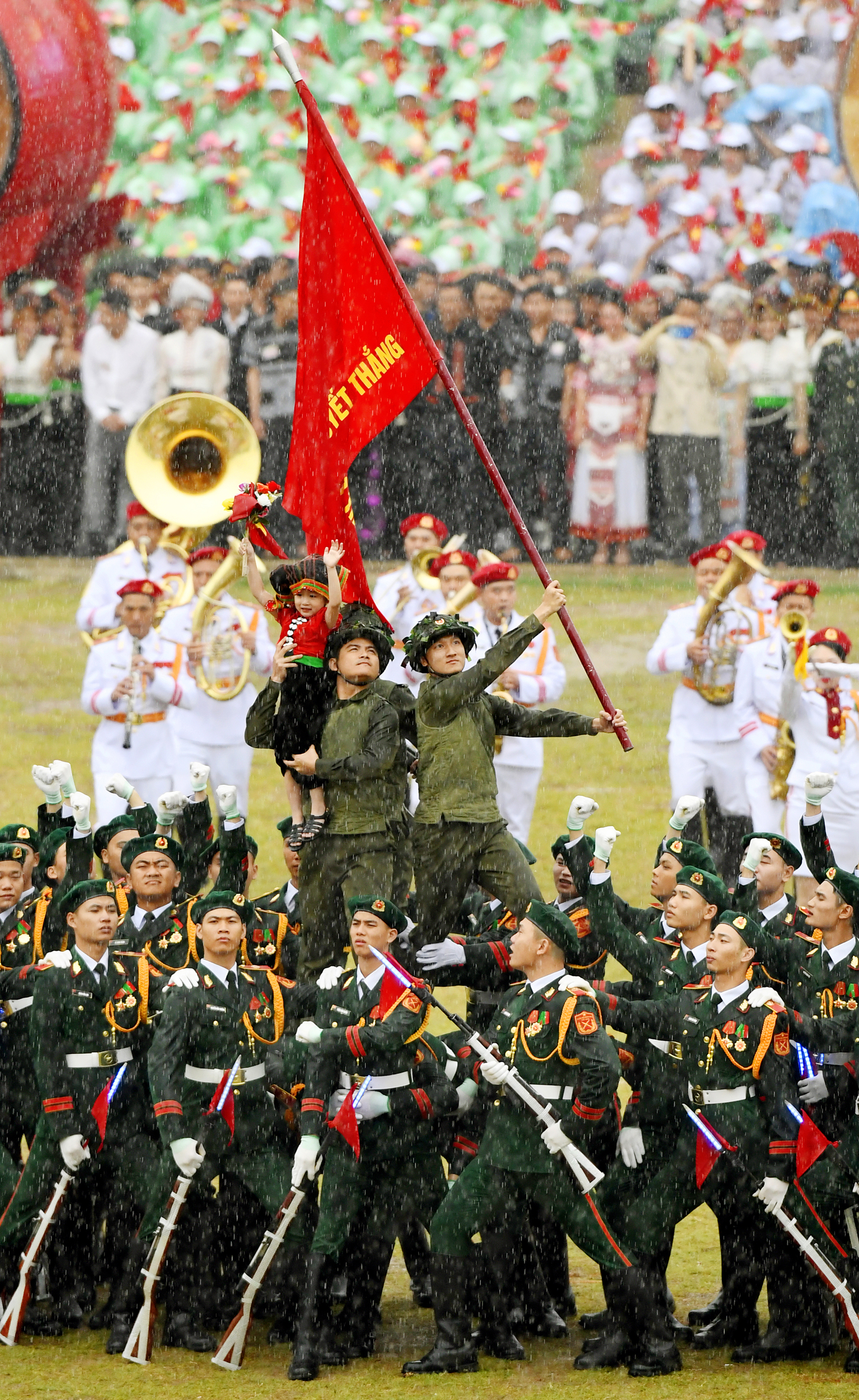 van hoi thach thuc cua viet nam truoc ky nguyen chuyen minh hinh 1