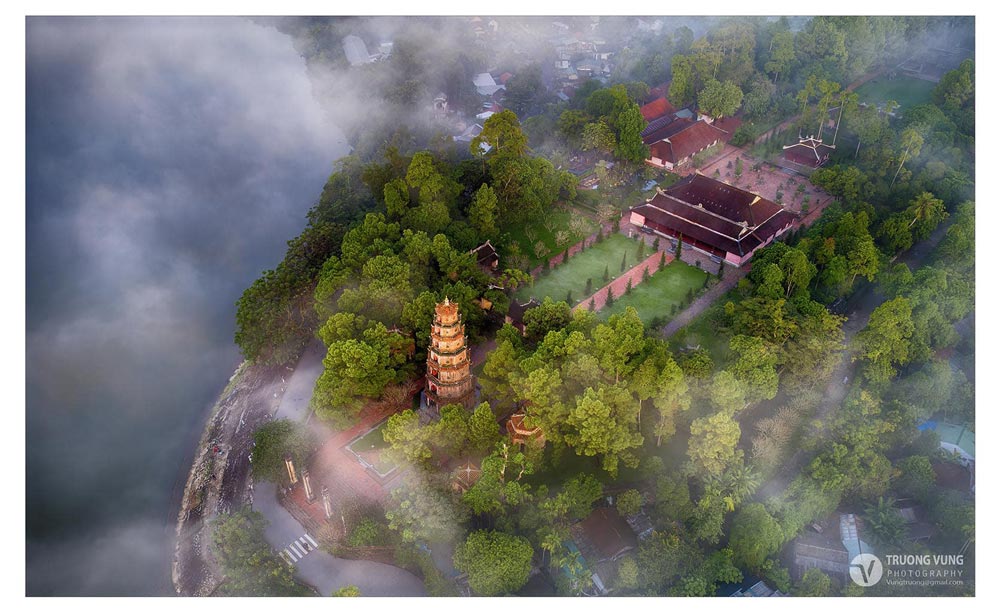 Huế trực thuộc Trung ương là một mốc son - dấu ấn quan trọng mang tính lịch sử, không chỉ cho sự phát triển của địa phương mà còn cho việc bảo tồn và phát huy giá trị di sản, văn hóa và lịch sử đặc trưng của Huế. Ảnh: Trương Vững