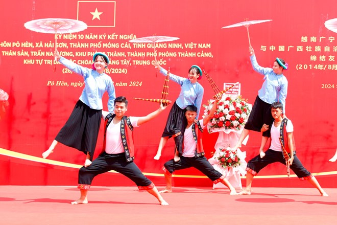 Đặc sắc phiên chợ vùng biên cương Quảng Ninh