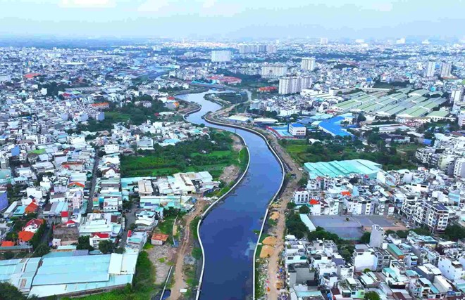 Kênh Tham Lương - Bến Cát dần hồi sinh sau 2 năm thi công