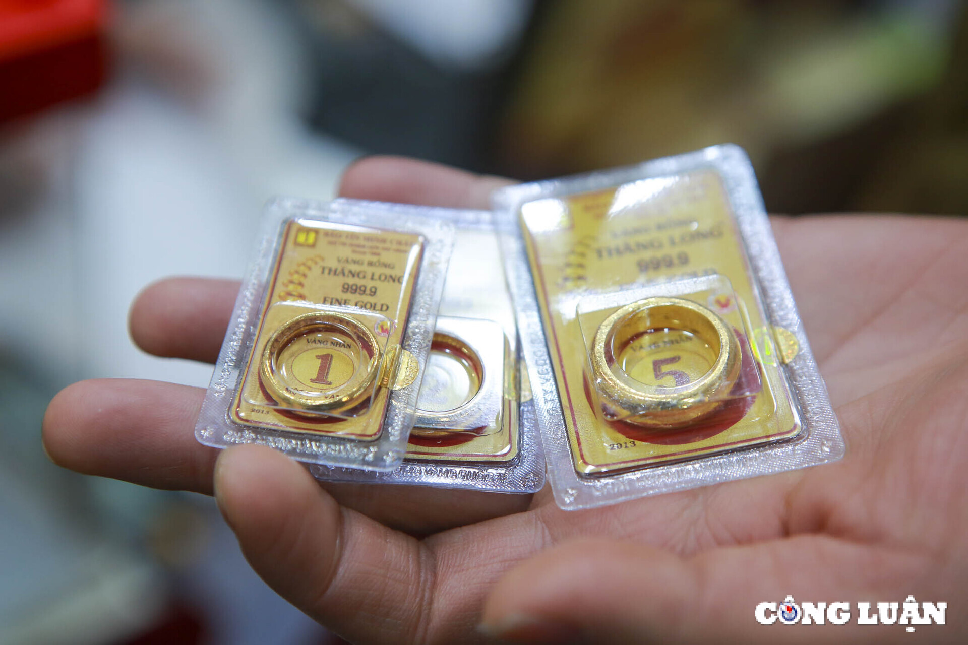 gia usd giam gia vang neo o muc dinh hinh 1