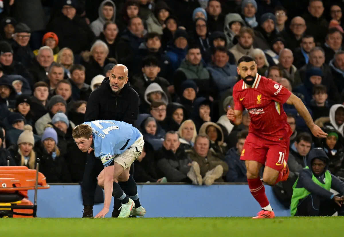 Man City vừa gục ngã trước Liverpool tại Anfield.  Ảnh: EPL