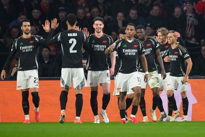 Arsenal mang đến bữa tiệc bàn thắng ngay trên sân của PSV.  Ảnh: AFP