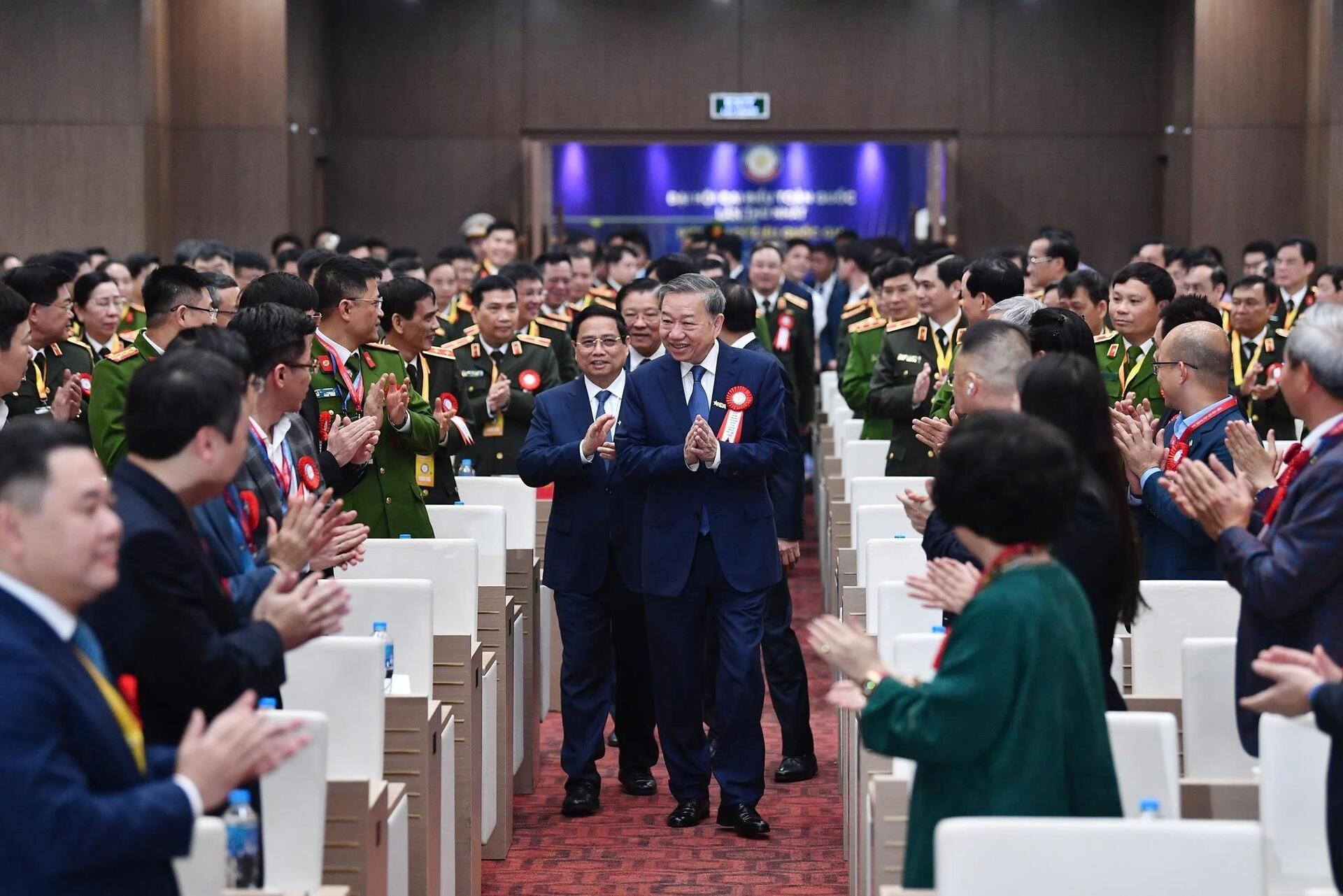 tong giam doc pnj lam pho chu tich hiep hoi du lieu quoc gia hinh 1