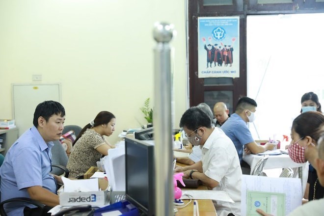 Thẩm quyền quyết định, quản lý biên chế cán bộ, công chức