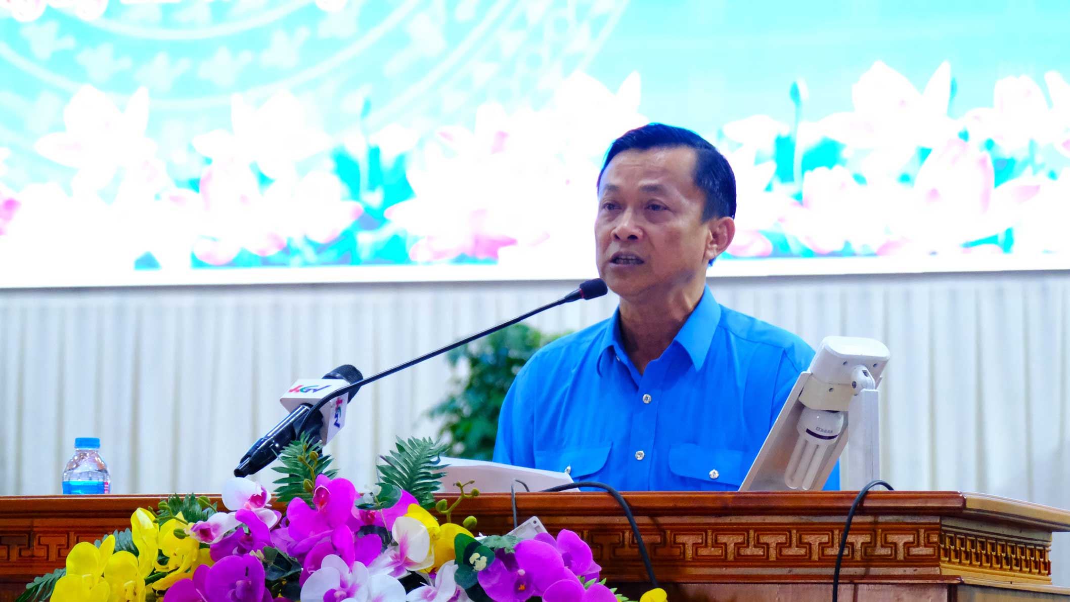 Chủ tịch LĐLĐ tỉnh Hậu Giang Lê Công Khanh phát biểu tại buổi lễ. Ảnh: Mỹ Ly