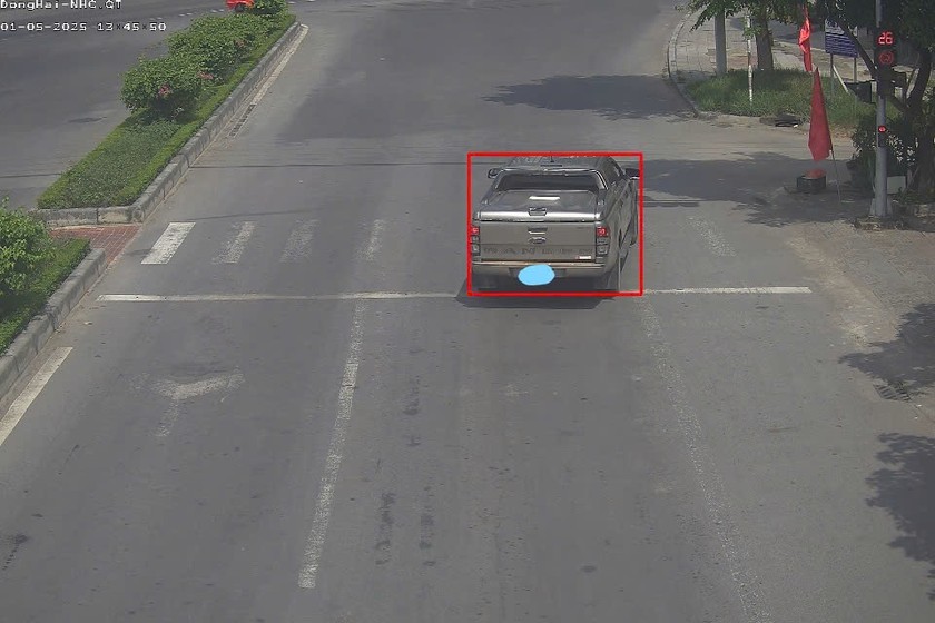 Hình ảnh các trường hợp vi phạm giao thông sẽ chuyển dữ liệu về Phòng CSGT ra thông báo xử phạt theo quy định.