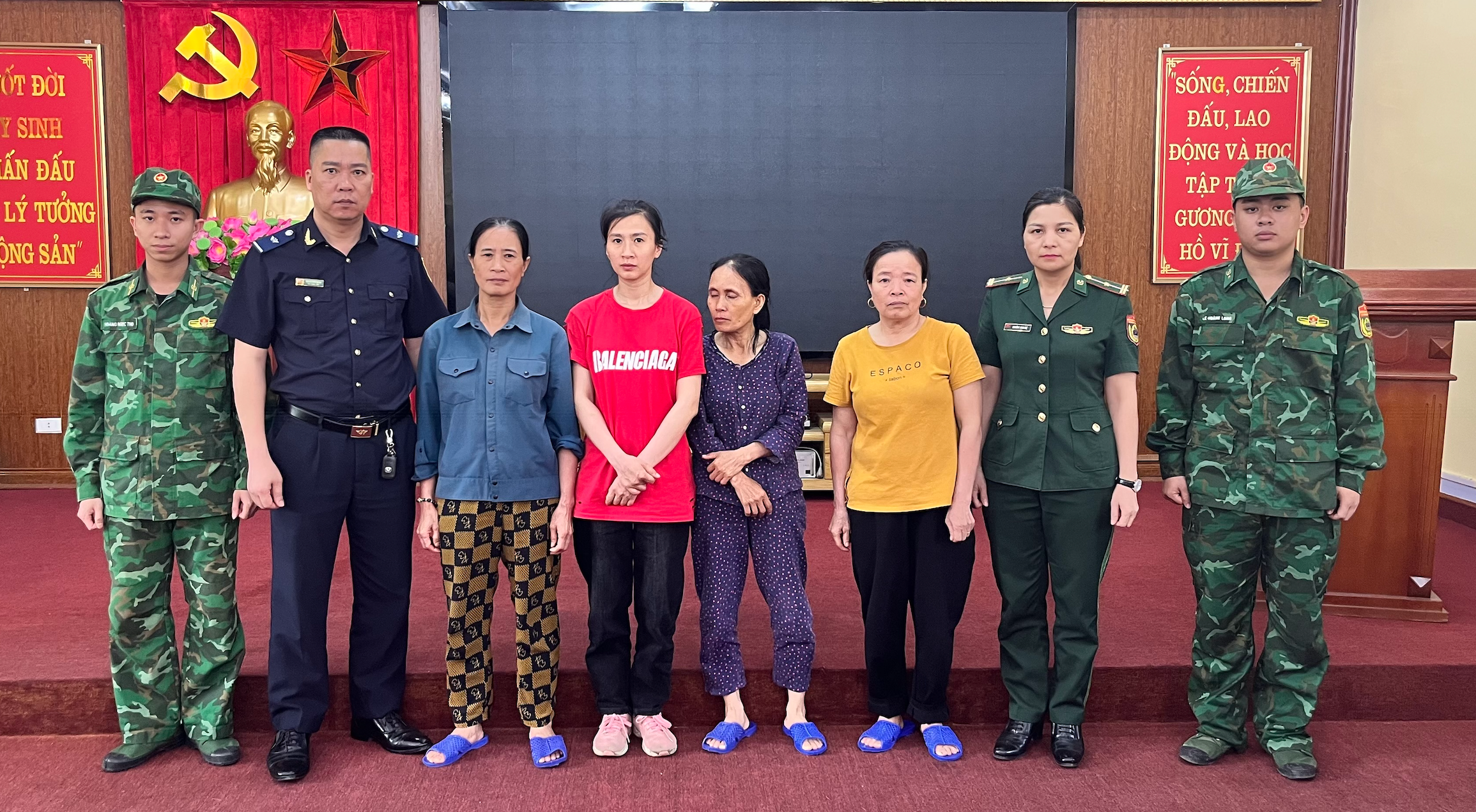 Ảnh màn hình 2025-05-25 lúc 23.25.46