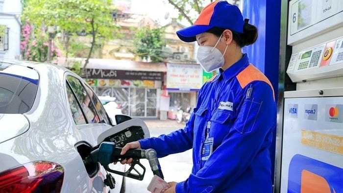 Giá xăng dầu hôm nay 13/6/2025: Giá xăng sát mốc 20.000 đồng/lít