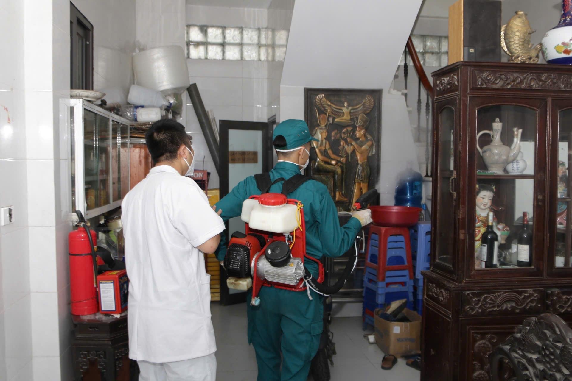 ban-sao-phun-phong-dich.jpg