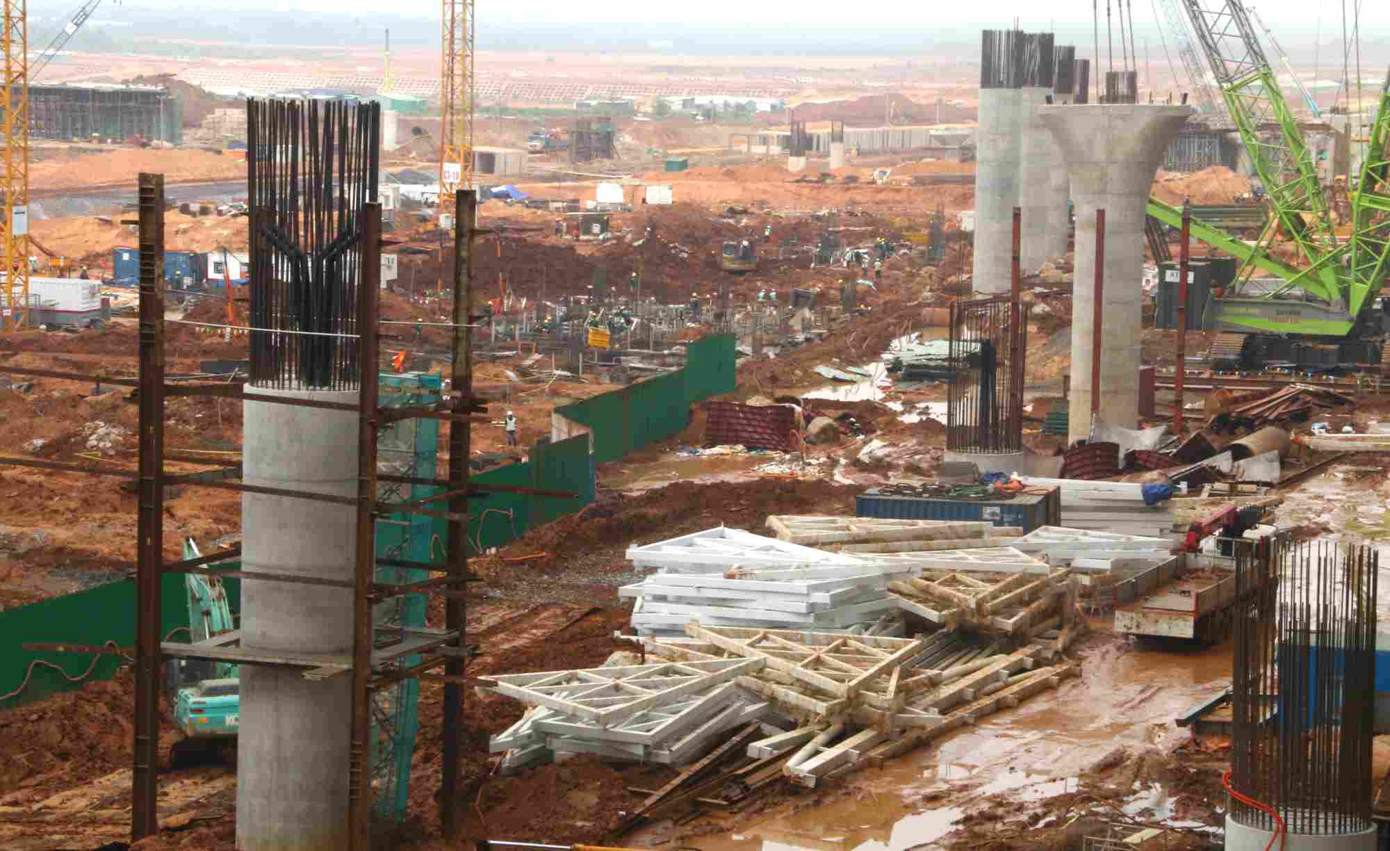 Dự án sân bay Long Thành thi công trong mùa mưa. Ảnh: Hà Anh Chiến