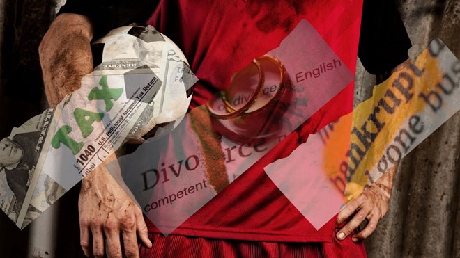 Cầu thủ bóng đá - từ cuộc sống hạng sang đến phá sản