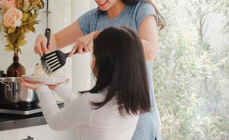 15 lời khuyên giúp các bà mẹ luôn khỏe mạnh khi chăm sóc gia đình