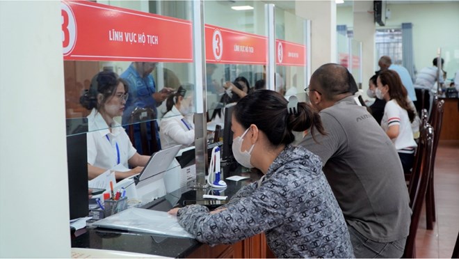 Chủ tịch An Giang yêu cầu đẩy mạnh chuyển đổi số trong ngành giáo dục và y tế