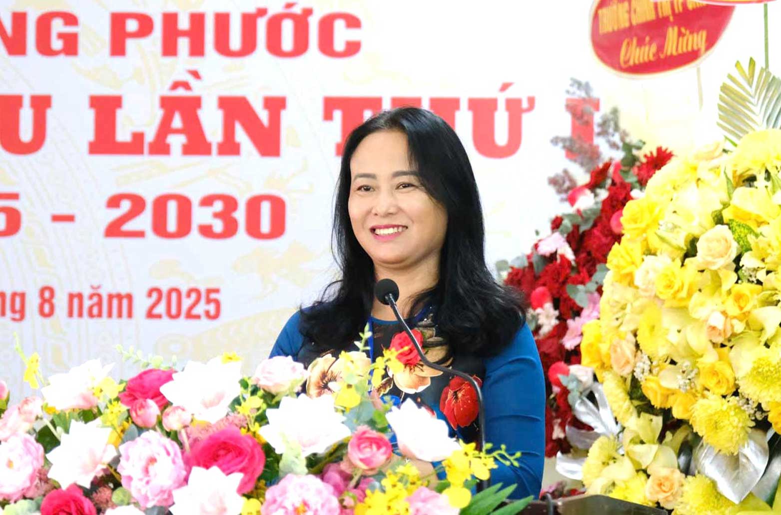 Bà Nguyễn Thị Tuyết Loan – Ủy viên Ban Chấp hành Đảng bộ TP Cần Thơ, Hiệu trưởng Trường Chính trị thành phố - phát biểu. Ảnh: Mỹ Ly